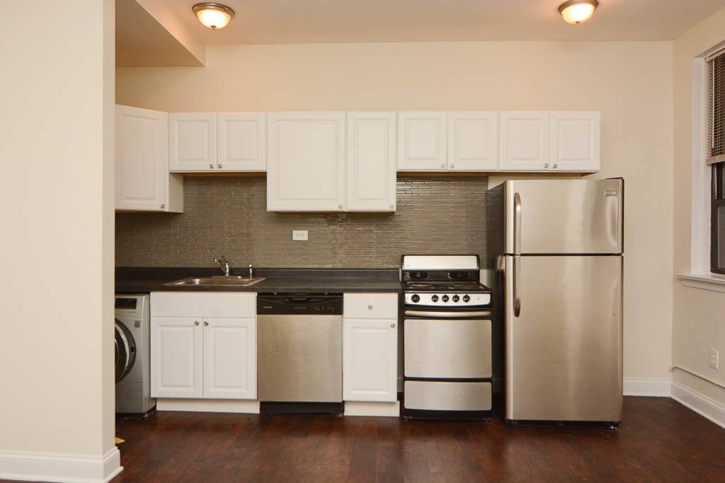 Apartment for rent at 3345 Marshfield #D501, Chicago, IL 60657