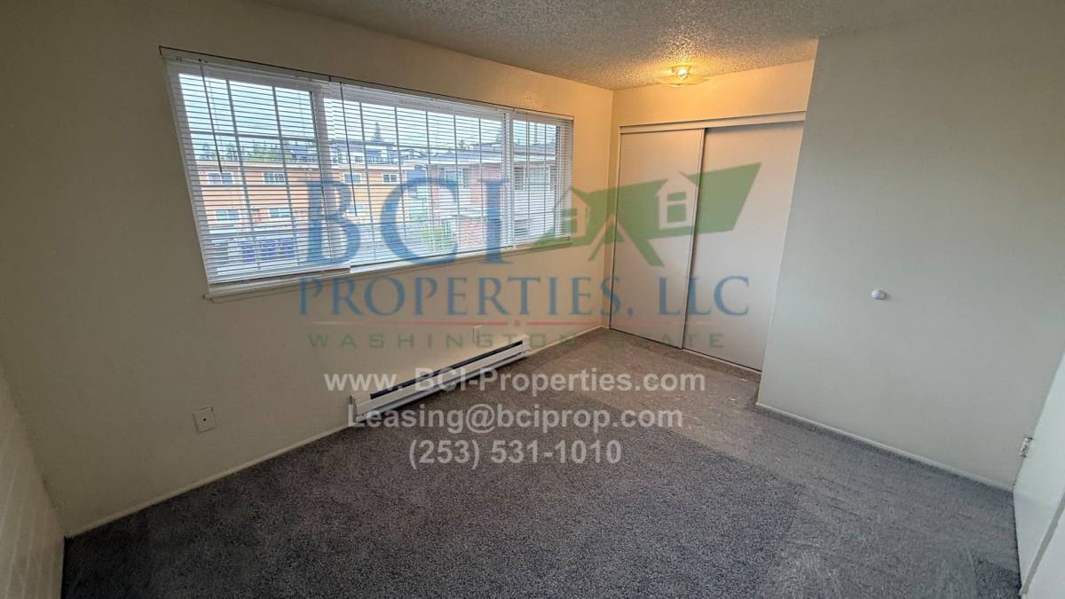 Townhouse for rent at 8624 Pacific Ave, Tacoma, WA 98444