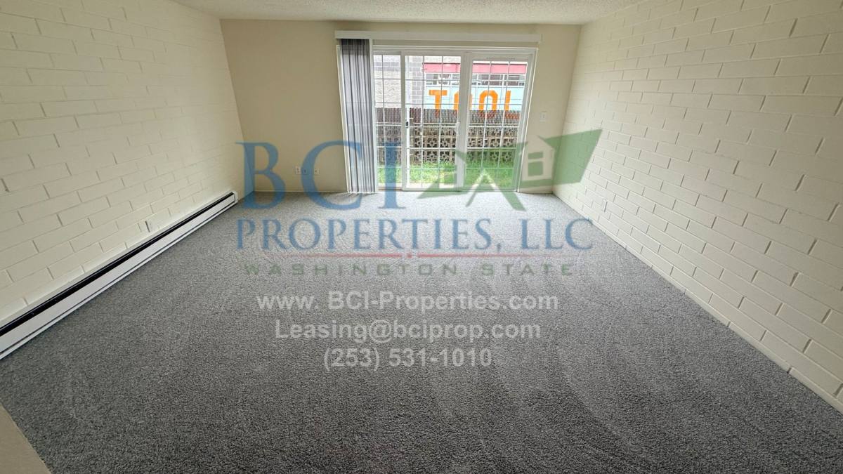 Townhouse for rent at 8624 Pacific Ave, Tacoma, WA 98444