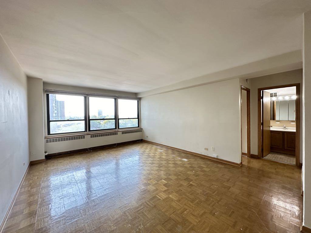 Apartment for rent at 4180 Marine Dr #D809, Chicago, IL 60613