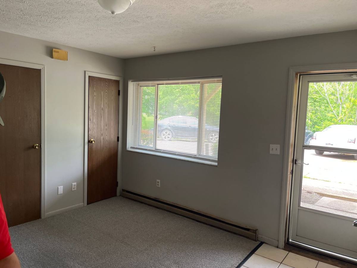 Apartment for rent at 512 9th Ave, Parkersburg, WV 26101