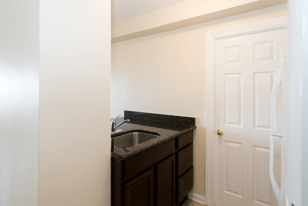 Apartment for rent at 4180 Marine Dr #D6021, Chicago, IL 60613