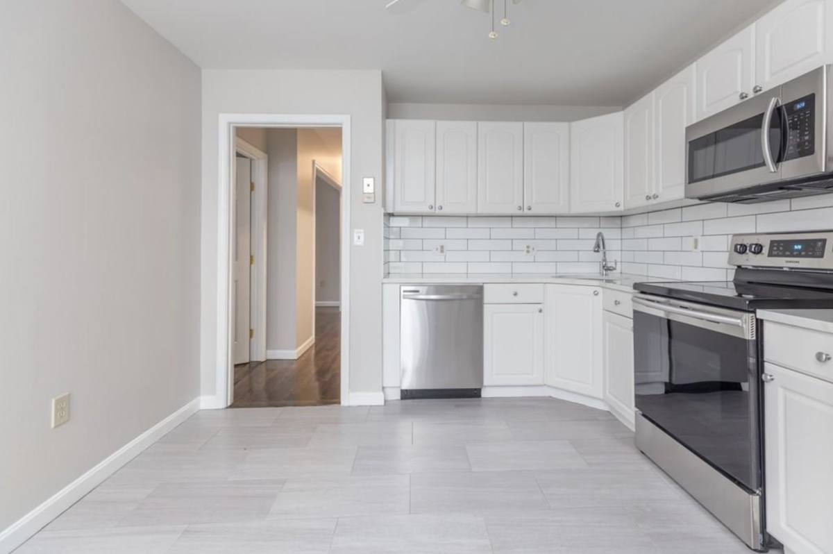 Apartment for rent at 15 Aspinwall Ave #4, Brookline, MA 02446