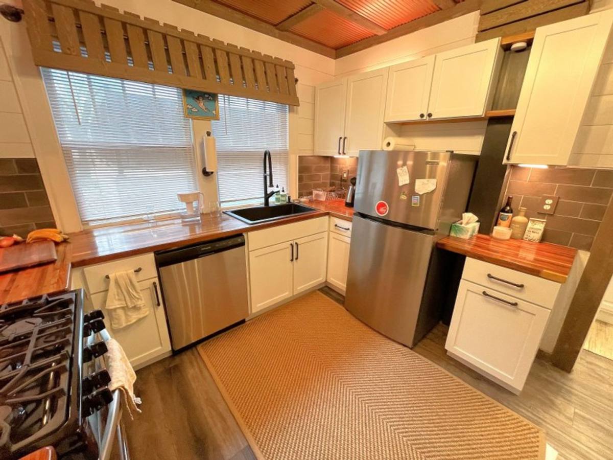 Apartment for rent at 11 N Spooner St, Madison, WI 53726