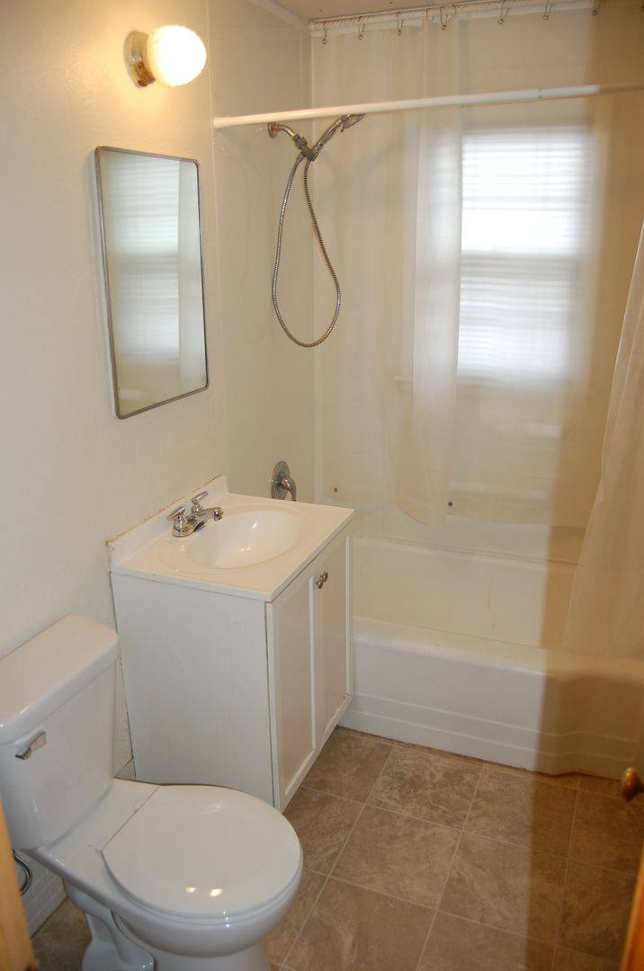 Apartment for rent at 3123 P St, Lincoln, NE 68503