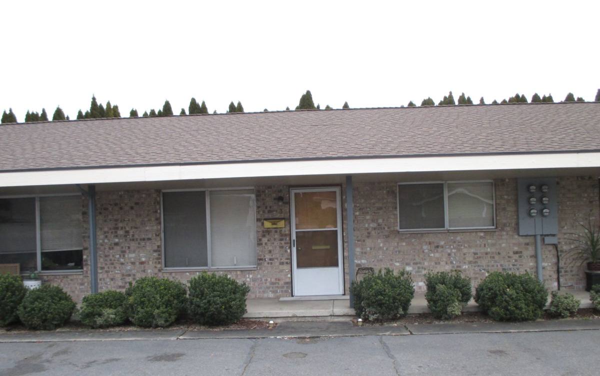 Apartment for rent at 735 2nd St NW, Puyallup, WA 98371