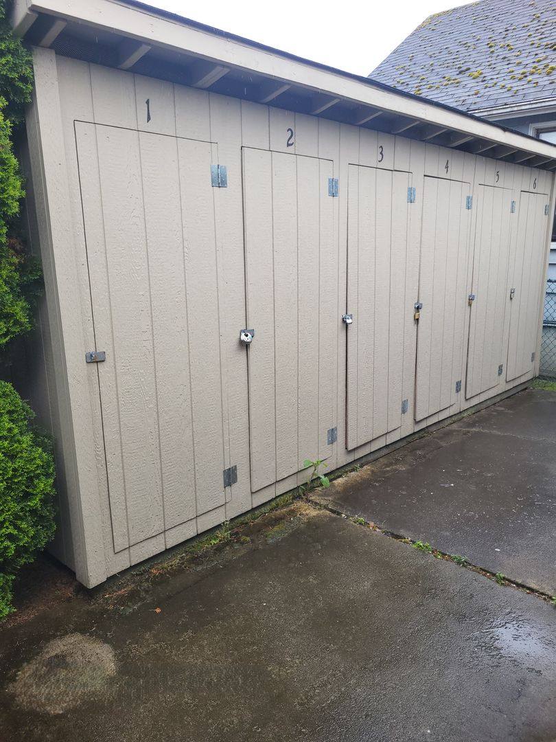Apartment for rent at 735 2nd St NW, Puyallup, WA 98371
