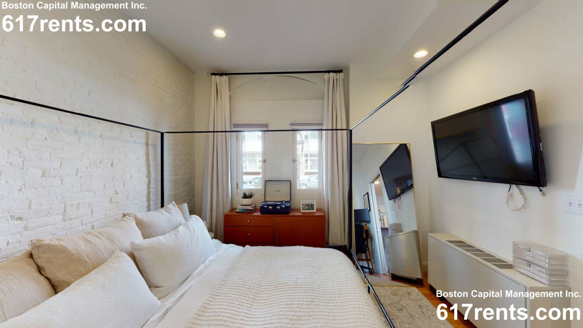 Apartment for rent at 27 Bowdoin St #1B, Boston, MA 02114