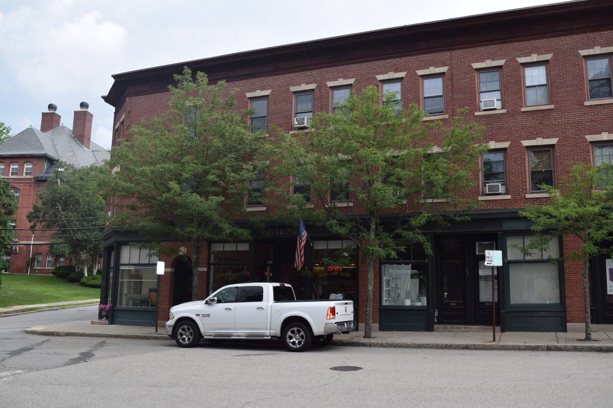 Apartment for rent at 287 Elliot St #11, Newton Upper Falls, MA 02464