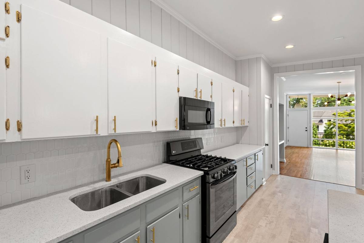 Apartment for rent at 2703 Ashland St, Raleigh, NC 27608