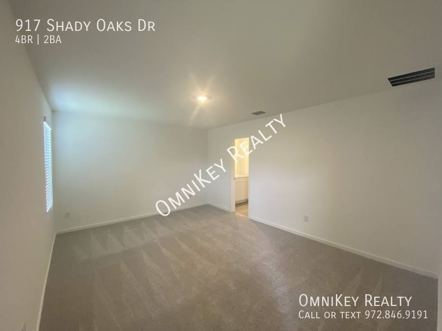 House for rent at 917 Shady Oaks Dr, Ennis, TX 75119