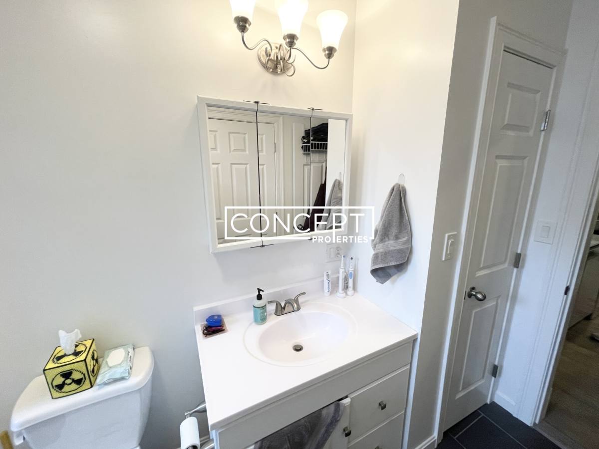 Apartment for rent at 7 Myrtle St #8CP, Boston, MA 02114
