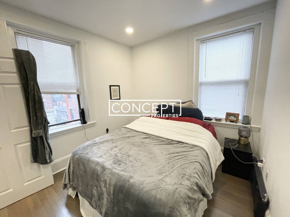 Apartment for rent at 7 Myrtle St #8CP, Boston, MA 02114