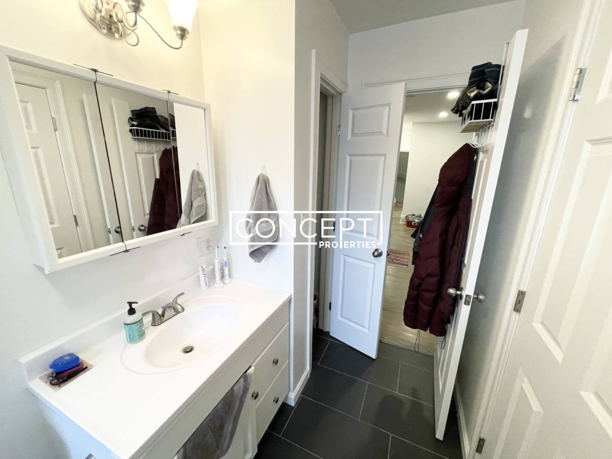 Apartment for rent at 7 Myrtle St #8CP, Boston, MA 02114