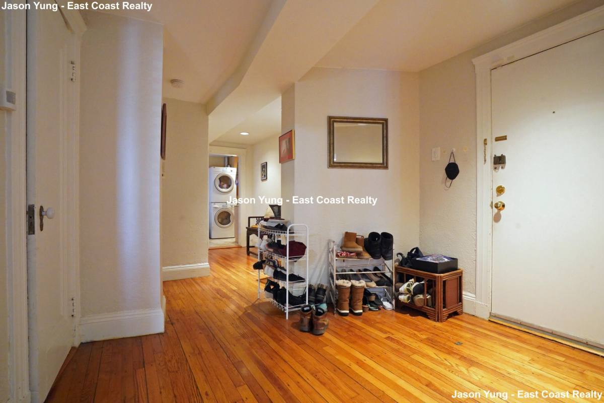 Apartment for rent at 1691 Commonwealth Ave #2, Brighton, MA 02135