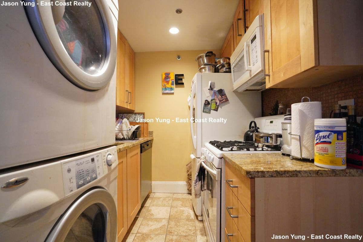 Apartment for rent at 1691 Commonwealth Ave #2, Brighton, MA 02135