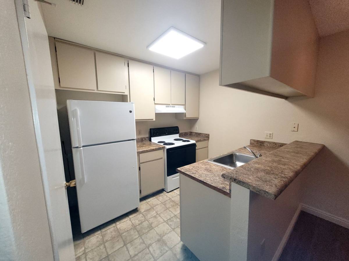 Condo for rent at 3941 Madison Ave, North Highlands, CA 95660