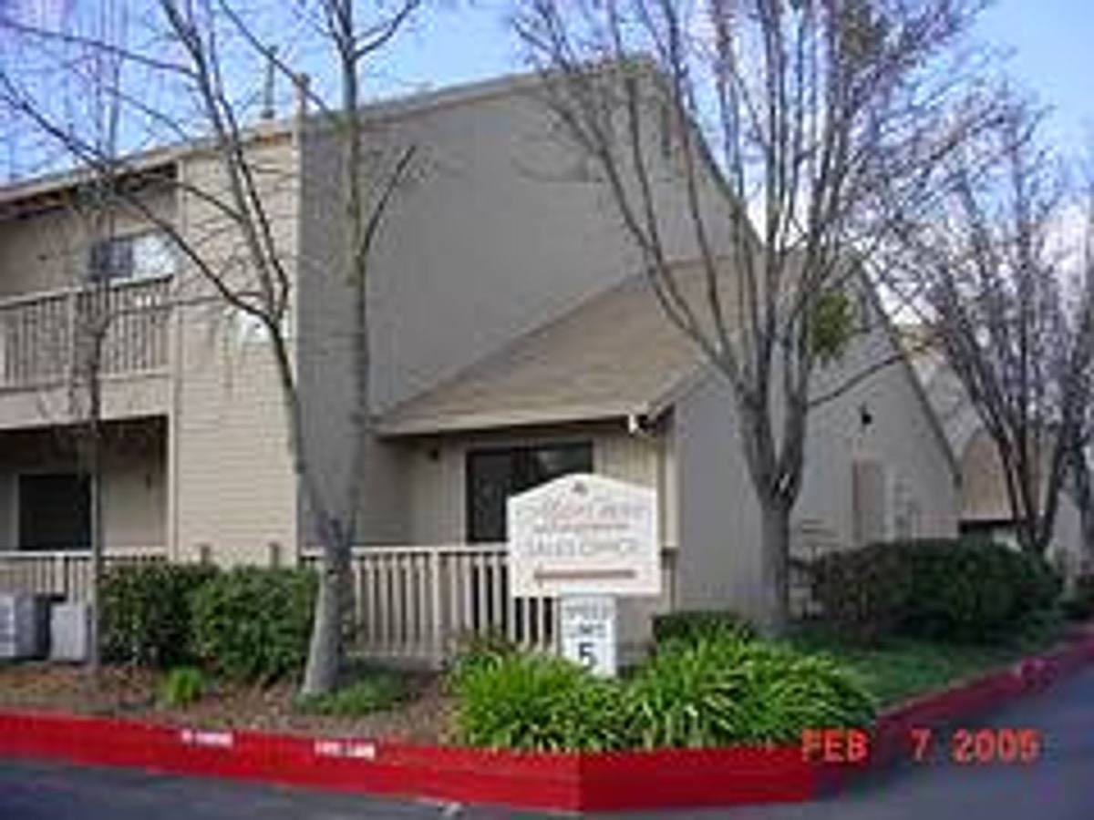 Condo for rent at 3941 Madison Ave, North Highlands, CA 95660