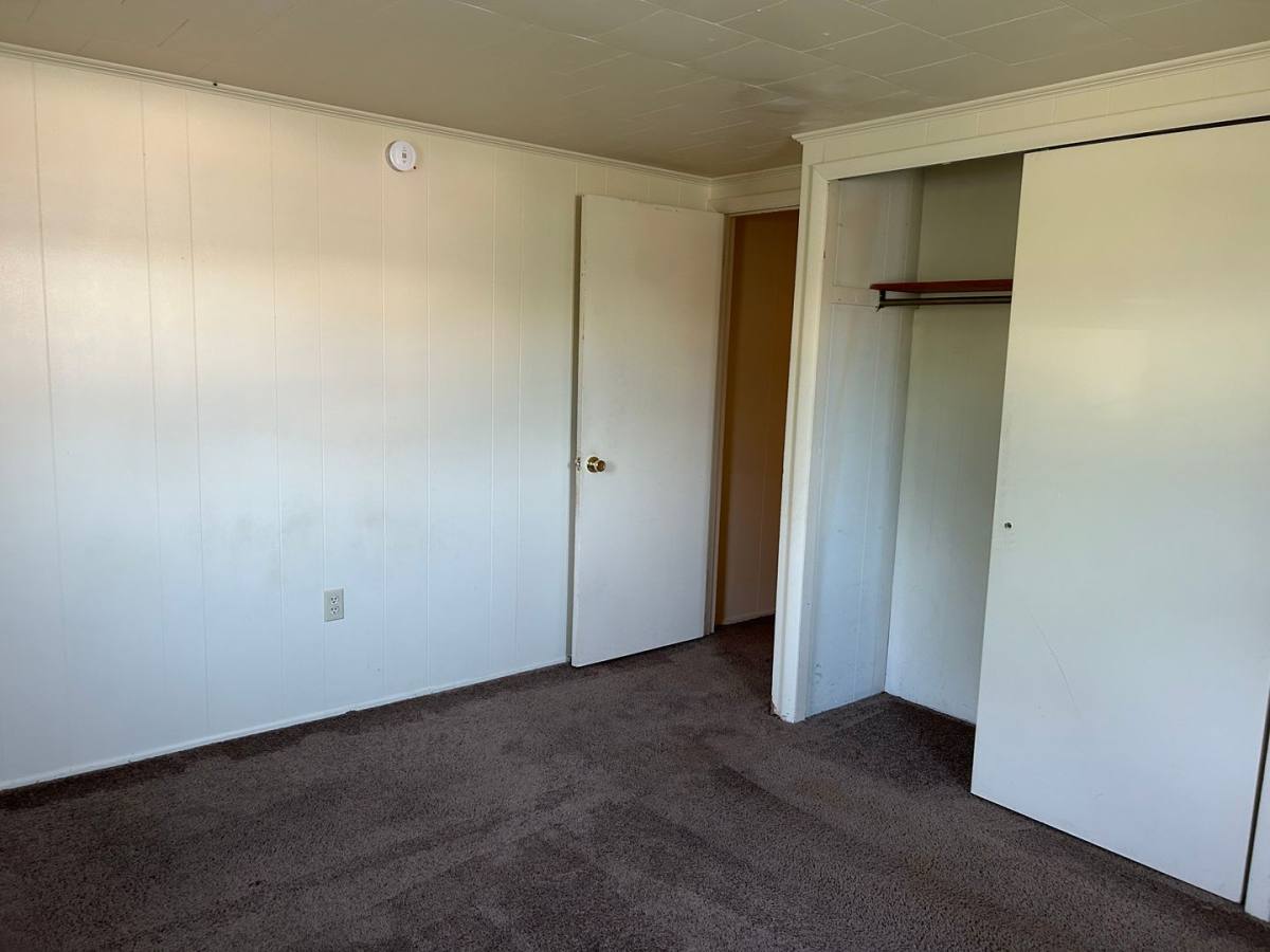 Apartment for rent at 420-430 E High St, Palmyra, PA 17078