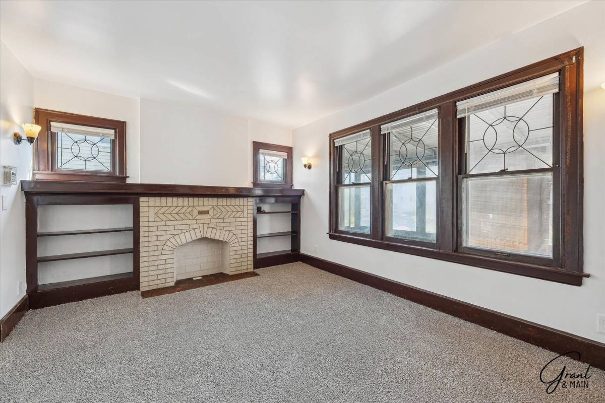 Apartment for rent at 15356 Washburn, Detroit, MI 48238