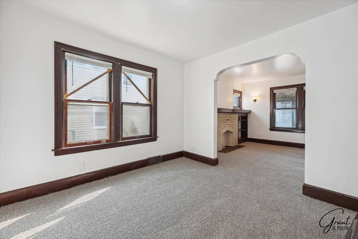 Apartment for rent at 15356 Washburn, Detroit, MI 48238