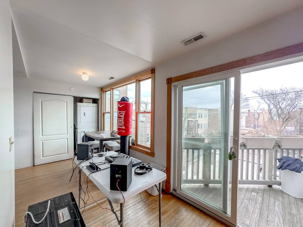 Apartment for rent at 6719 Sheridan #N5, Chicago, IL 60626