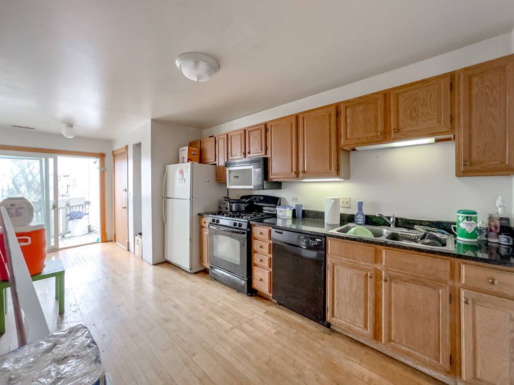 Apartment for rent at 6719 Sheridan #N5, Chicago, IL 60626