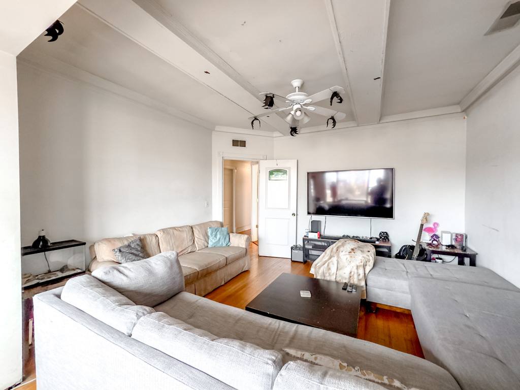 Apartment for rent at 6719 Sheridan #N5, Chicago, IL 60626