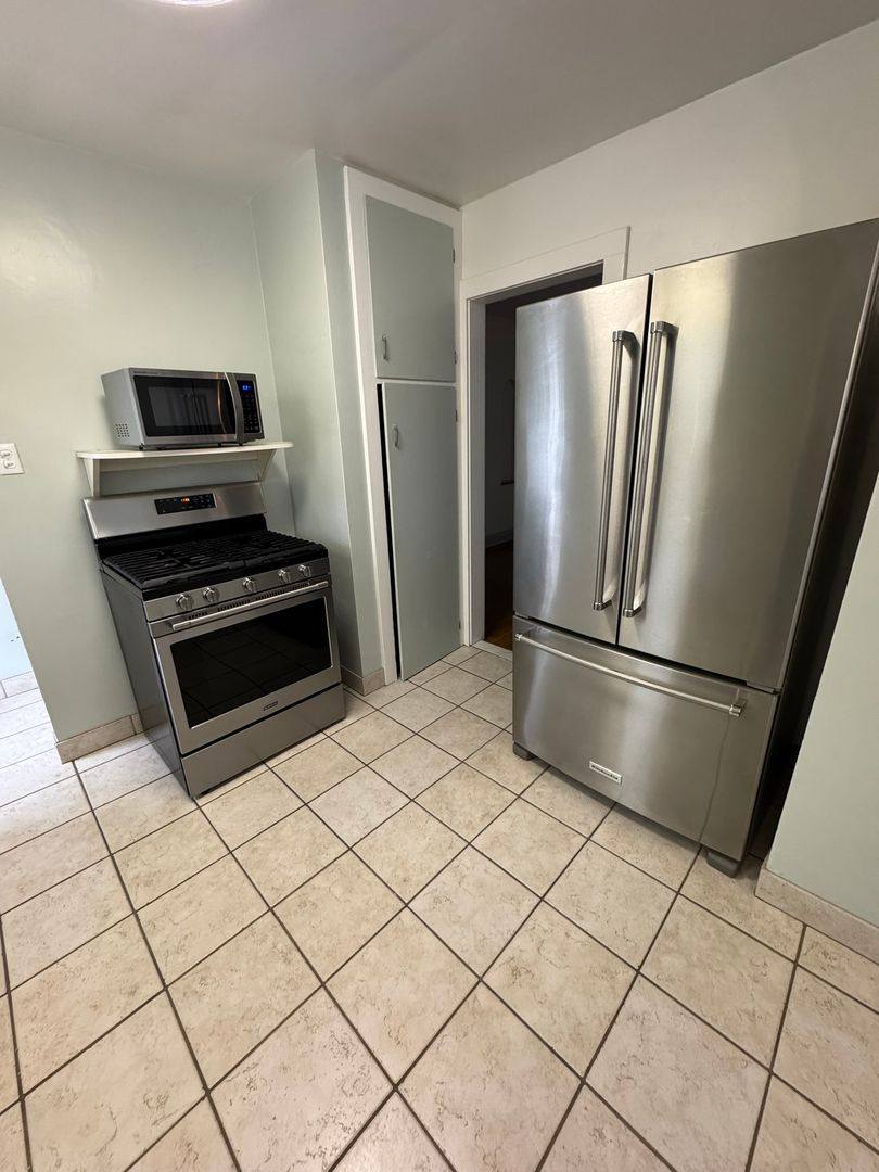 House for rent at 3921 W Ridge, Erie, PA 16506