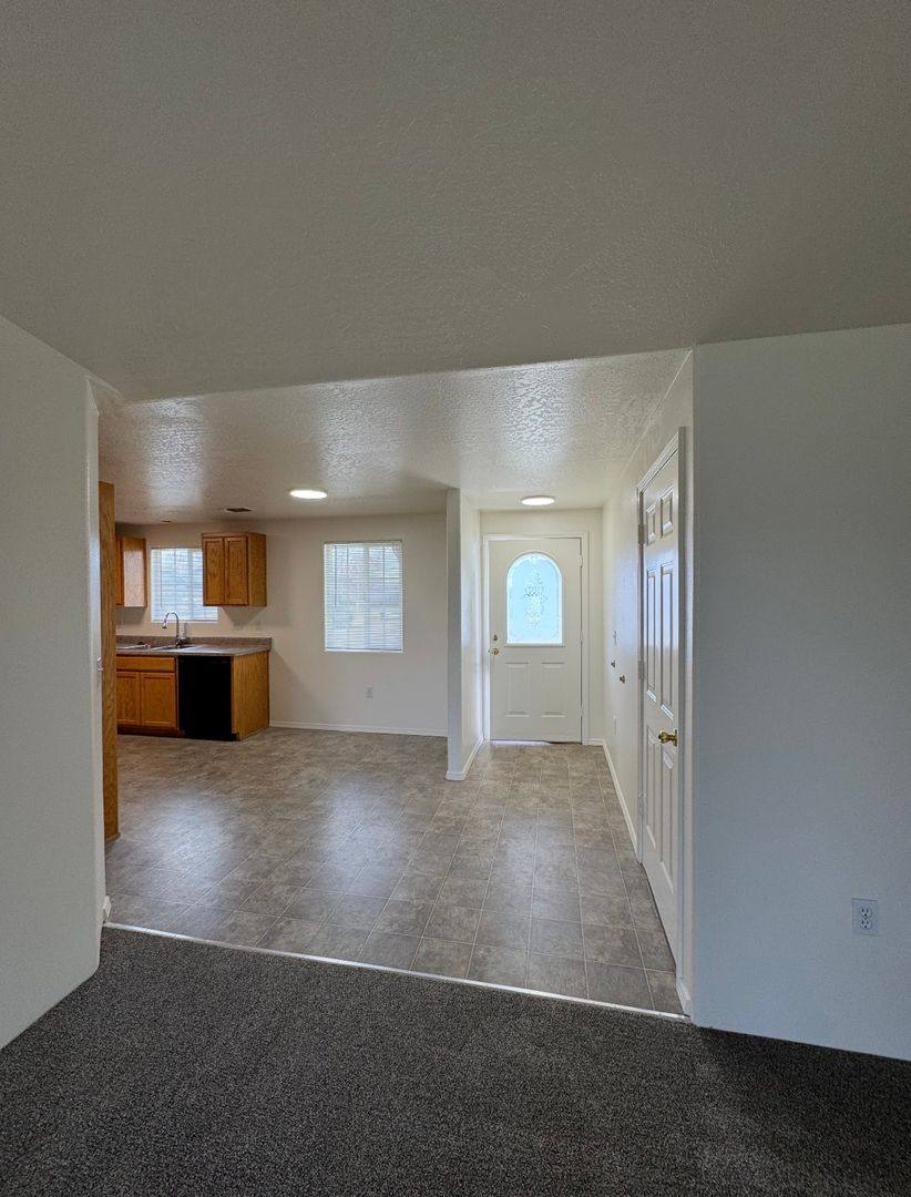 House for rent at 3936 Francine Court, White City, OR 97503