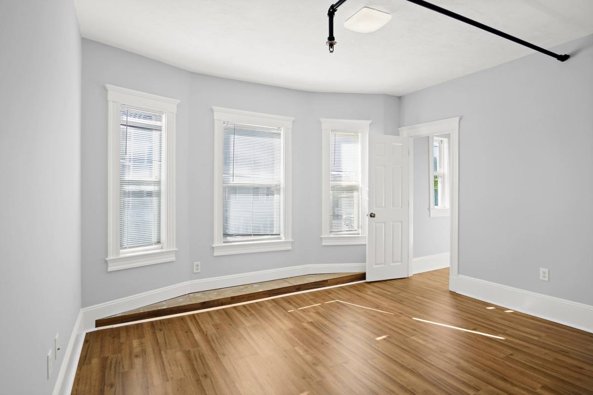 Apartment for rent at 2 Walnut St #2, Dorchester, MA 02122