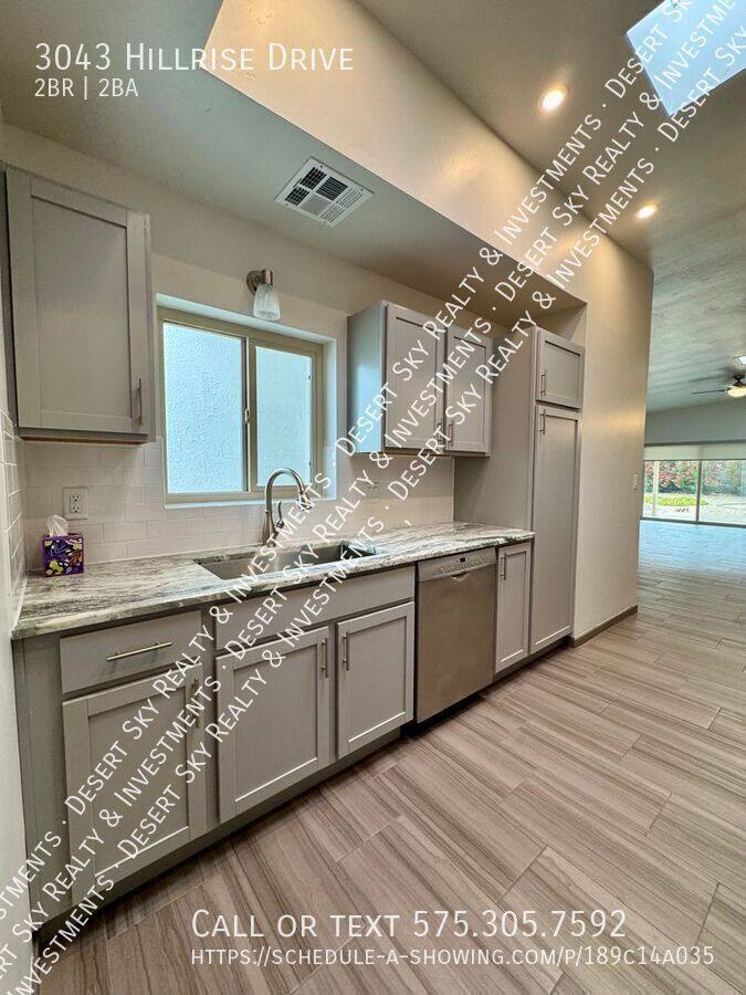 Townhouse for rent at 3043 Hillrise Dr, Las Cruces, NM 88011