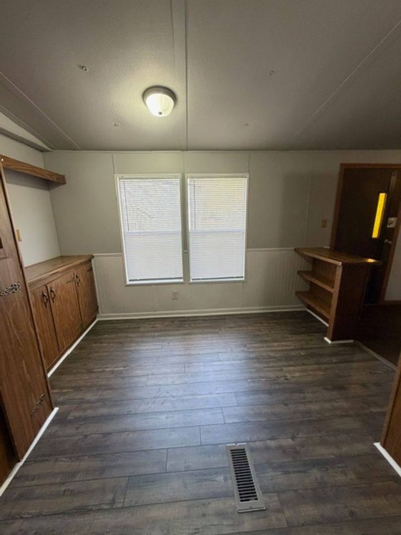 House for rent at 214 Ridgewood Dr, Warner Robins, GA 31093