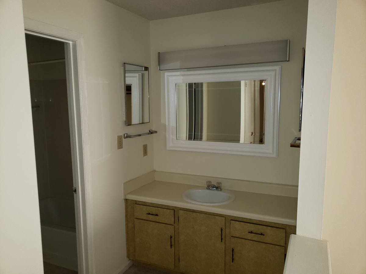 Condo for rent at 130 Kingsbury Dr, Chapel Hill, NC 27514