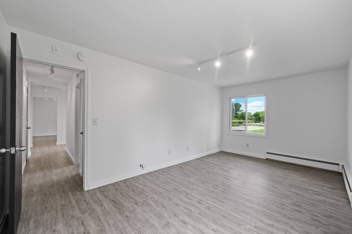 Apartment for rent at 6200 Golden Valley Rd, Minneapolis, MN 55422