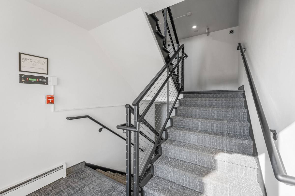 Apartment for rent at 6200 Golden Valley Rd, Minneapolis, MN 55422