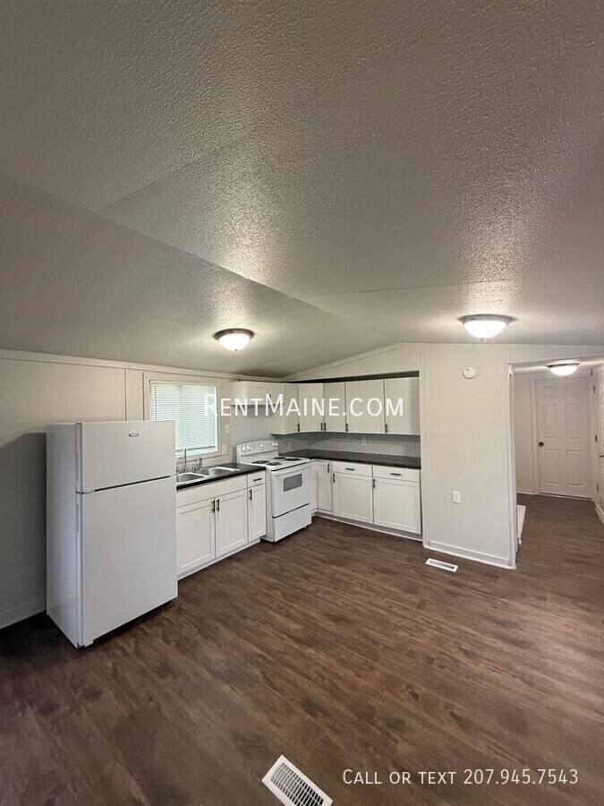 Apartment for rent at 54 Pond Rd, Hudson, ME 04449