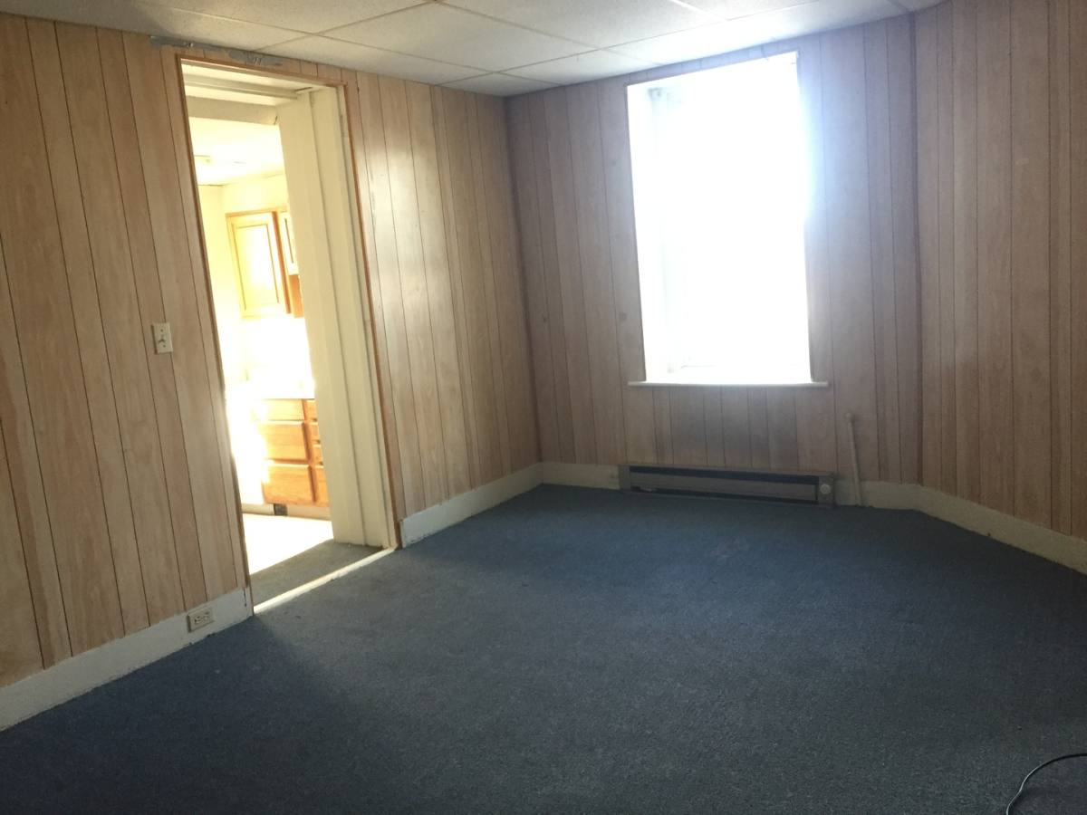 Apartment for rent at 682-684 Hayes St, Bethlehem, PA 18015