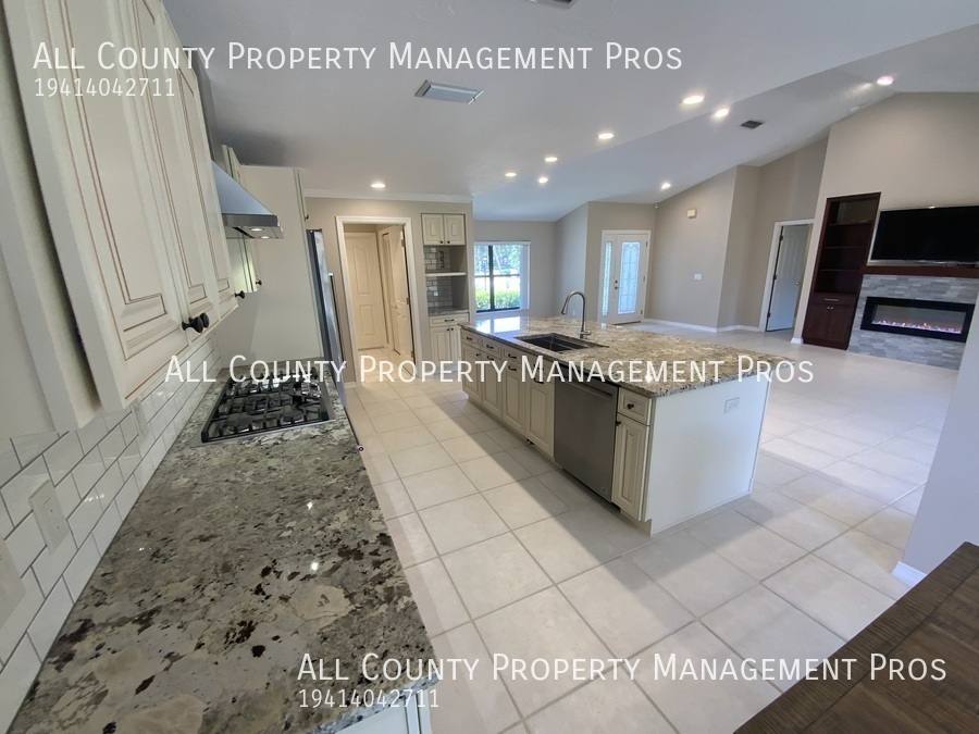 House for rent at 147 Shady Pine Lane, Nokomis, FL 34275