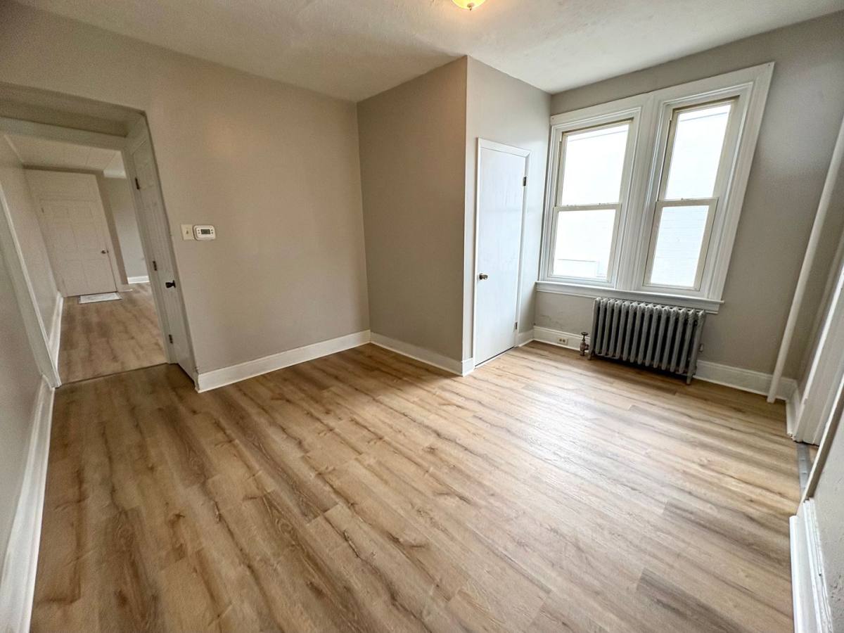 Townhouse for rent at 923 W Princess St, York, PA 17401