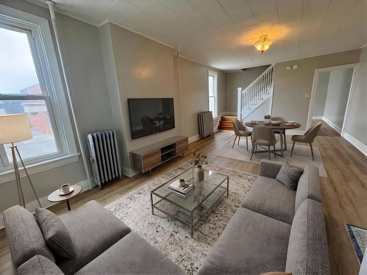 Townhouse for rent at 923 W Princess St, York, PA 17401