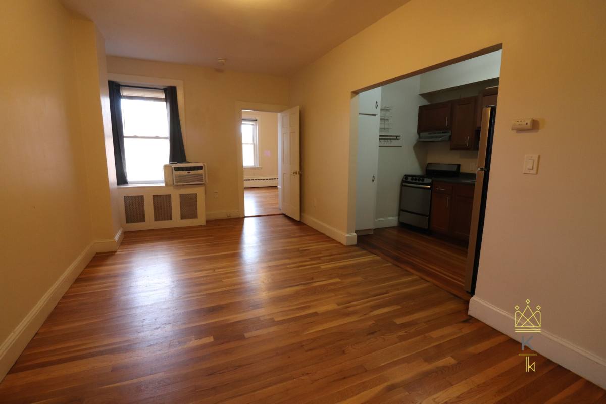 Apartment for rent at 181 Winthrop Rd #9, Brookline, MA 02445