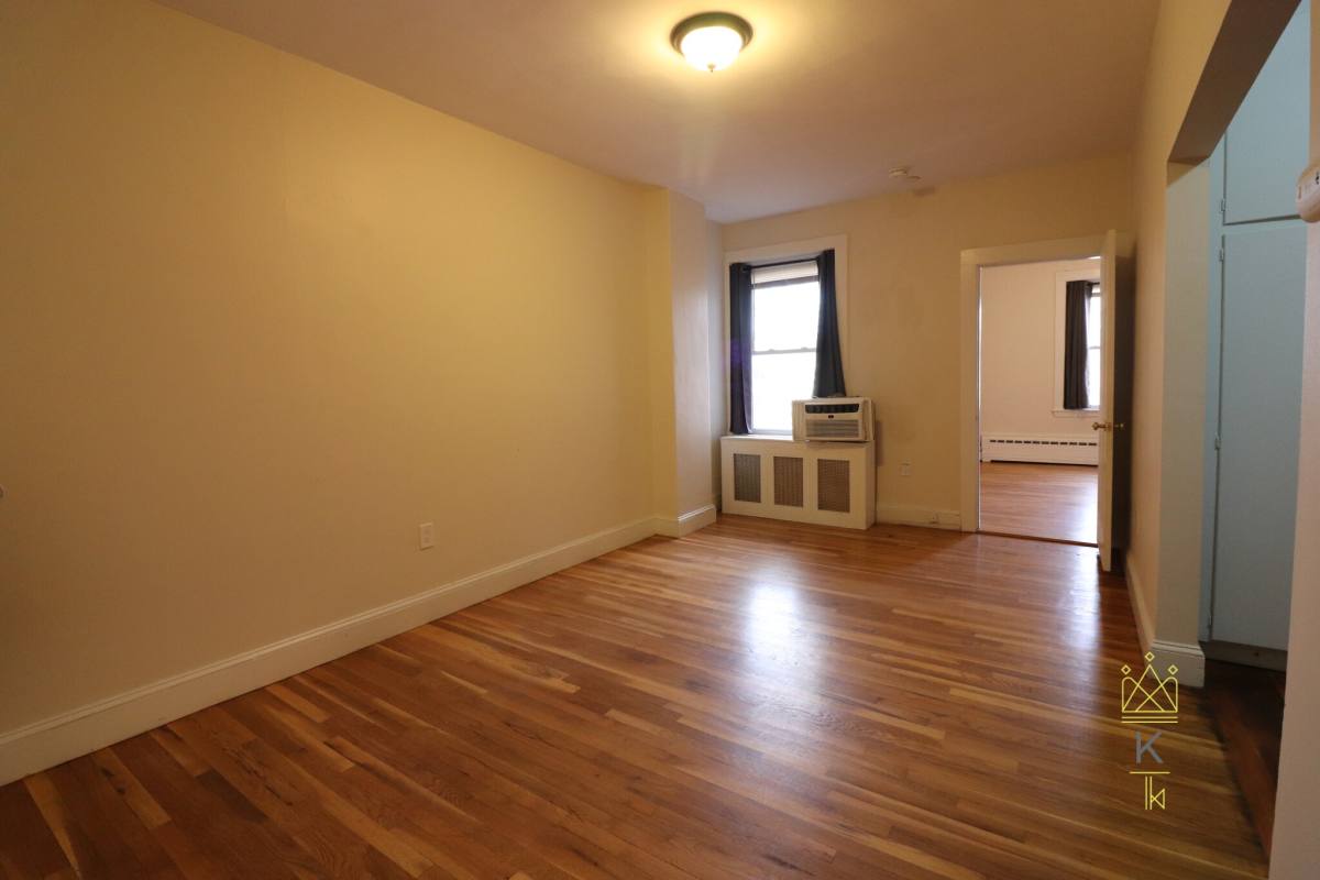 Apartment for rent at 181 Winthrop Rd #9, Brookline, MA 02445