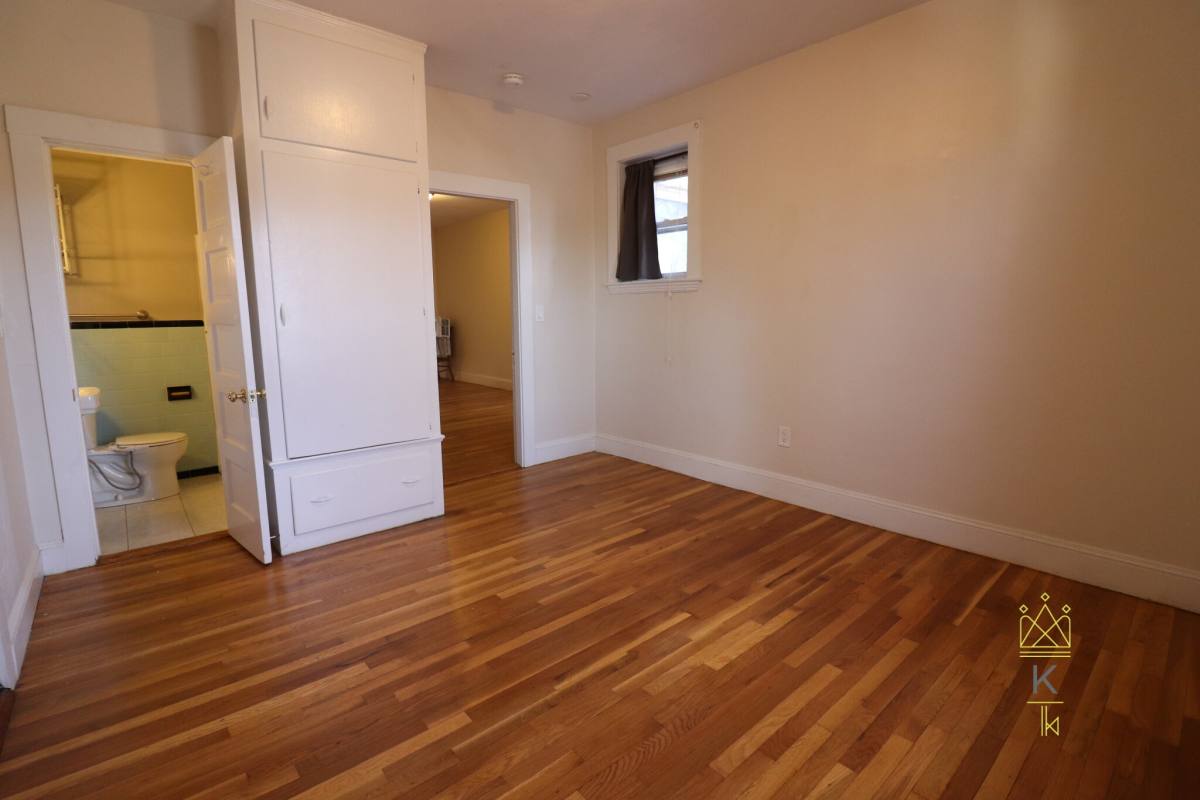 Apartment for rent at 181 Winthrop Rd #9, Brookline, MA 02445