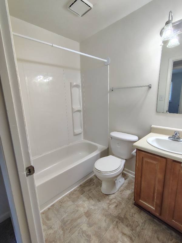 Apartment for rent at 600 Reusens Rd, Lynchburg, VA 24503