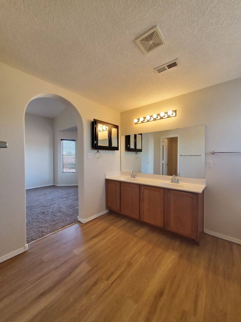 House for rent at 3070 Desert Sage Ave SW, Los Lunas, NM 87031