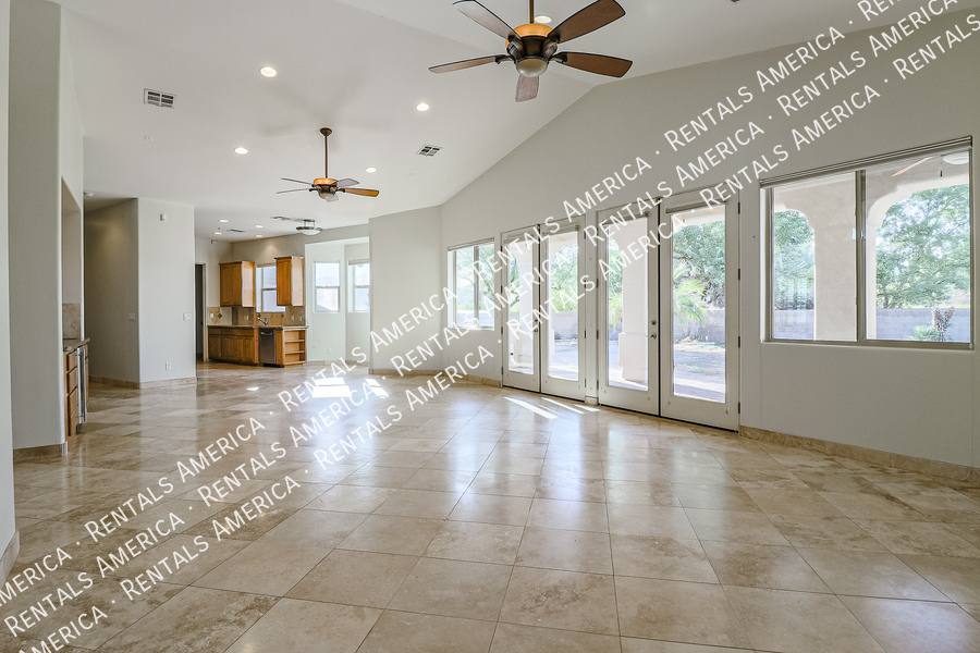 House for rent at 14136 E Gloria Lane, Scottsdale, AZ 85262