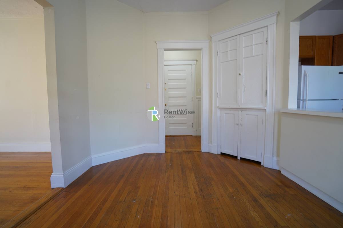 Apartment for rent at 1788 Beacon St #6, Brookline, MA 02445