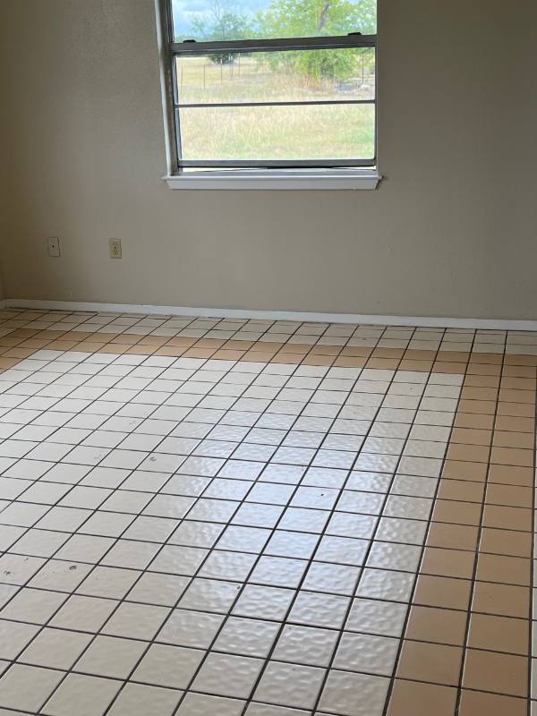 House for rent at 14114 Old China Spring Rd, China Spring, TX 76633