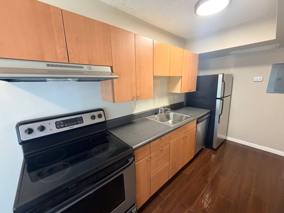 Condo for rent at 2990 Rhodes Circle S #102, Birmingham, AL 35205